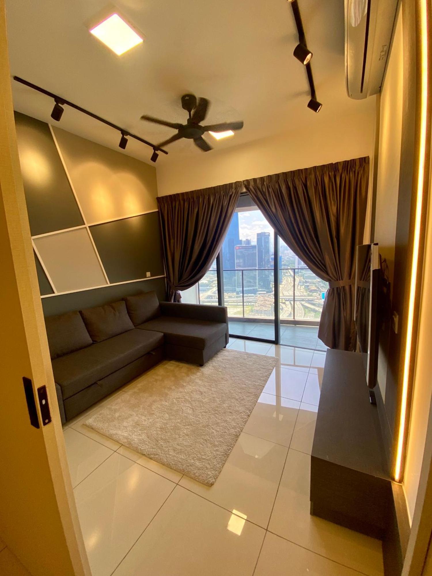 Floor 3br In Kl For 6pax Kuala Lumpur
